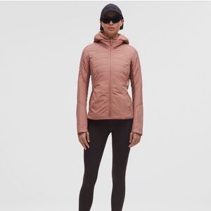LULULEMON athletica Women's Dusty Rose Another Mile Puffer Jacket EUC Size 8